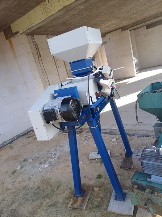 Gniotownik do zboża nirvana skjold