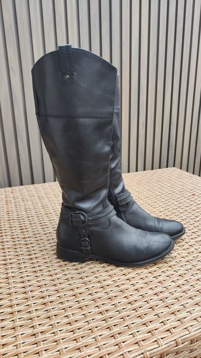 Wysokie czarne kozaki skórzane Aldo 39 klamerka