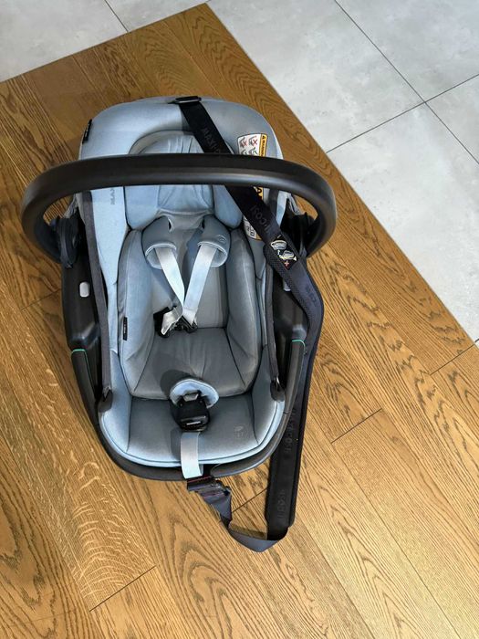 Maxi Cosi Coral 360 + Baza + Pas