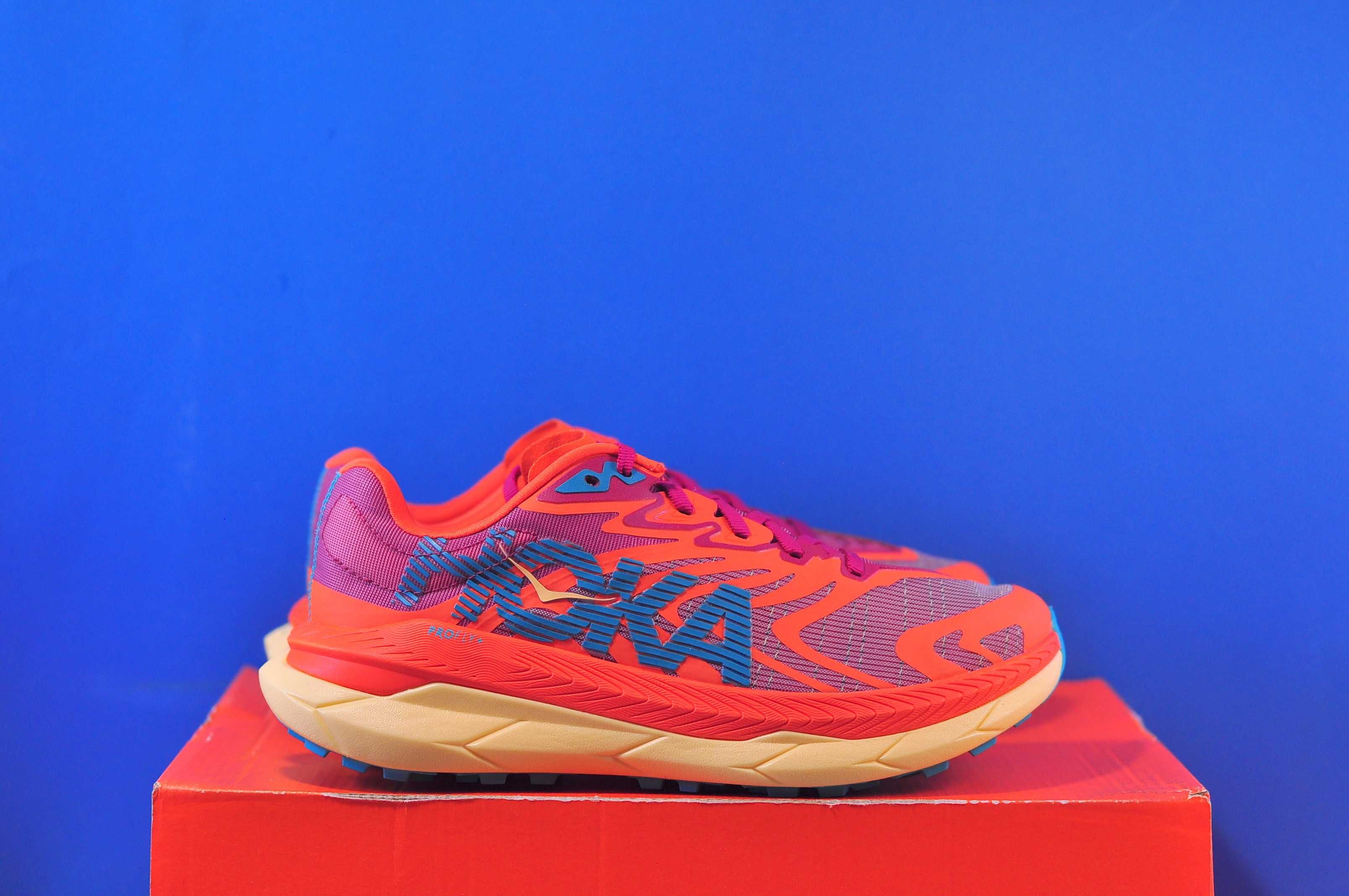 Кросівки Hoka One One Tecton X , One One Tecton X 2 Low Cherries
