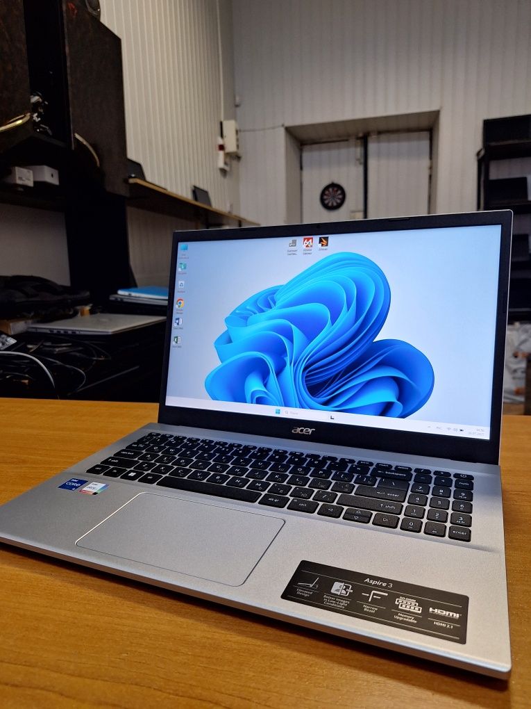 Acer Aspire 3 A315-59 i5-1235U Iris Xe Graphics DDR4 32Gb SSD 512Gb