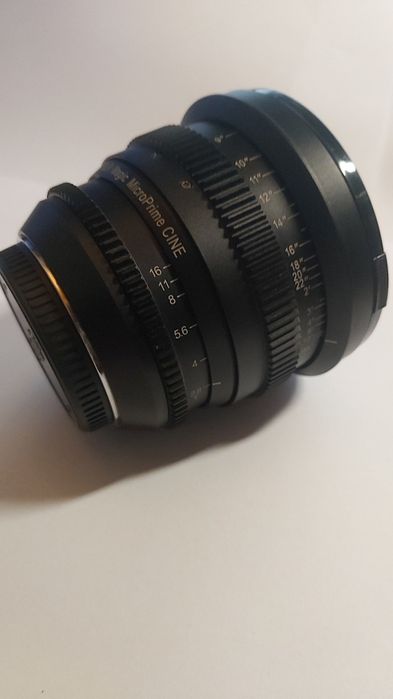 Lente cinema SLR Magic 18mm T2.8 micro 4/3