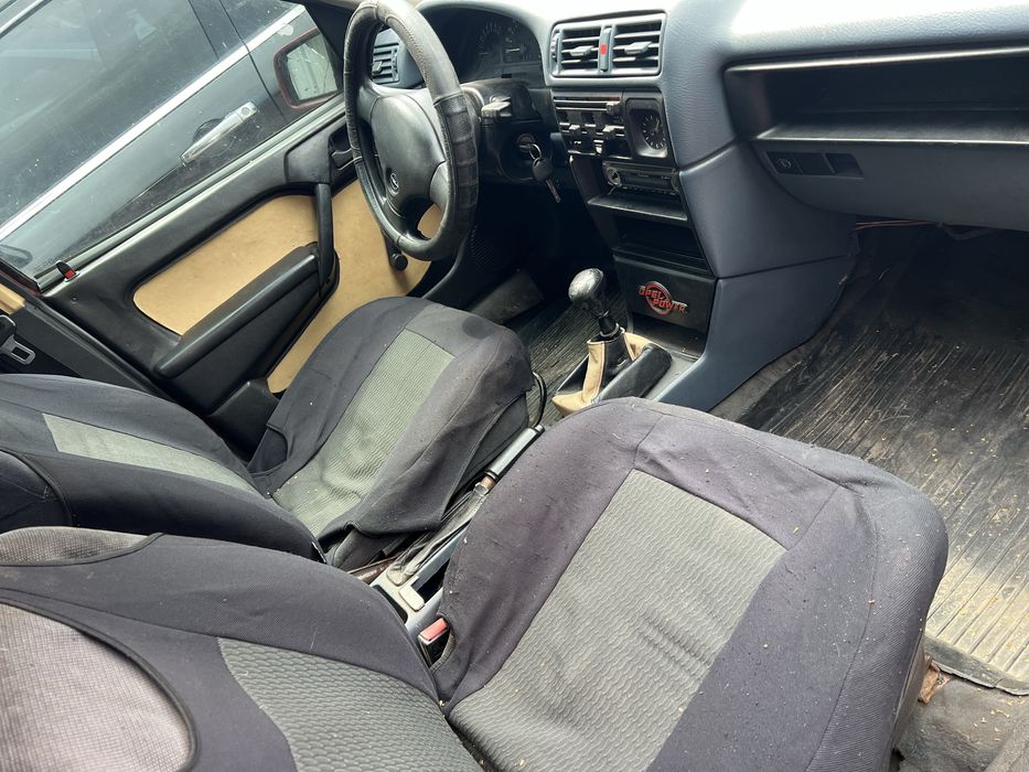 Opel Vectra A по запчастинах.