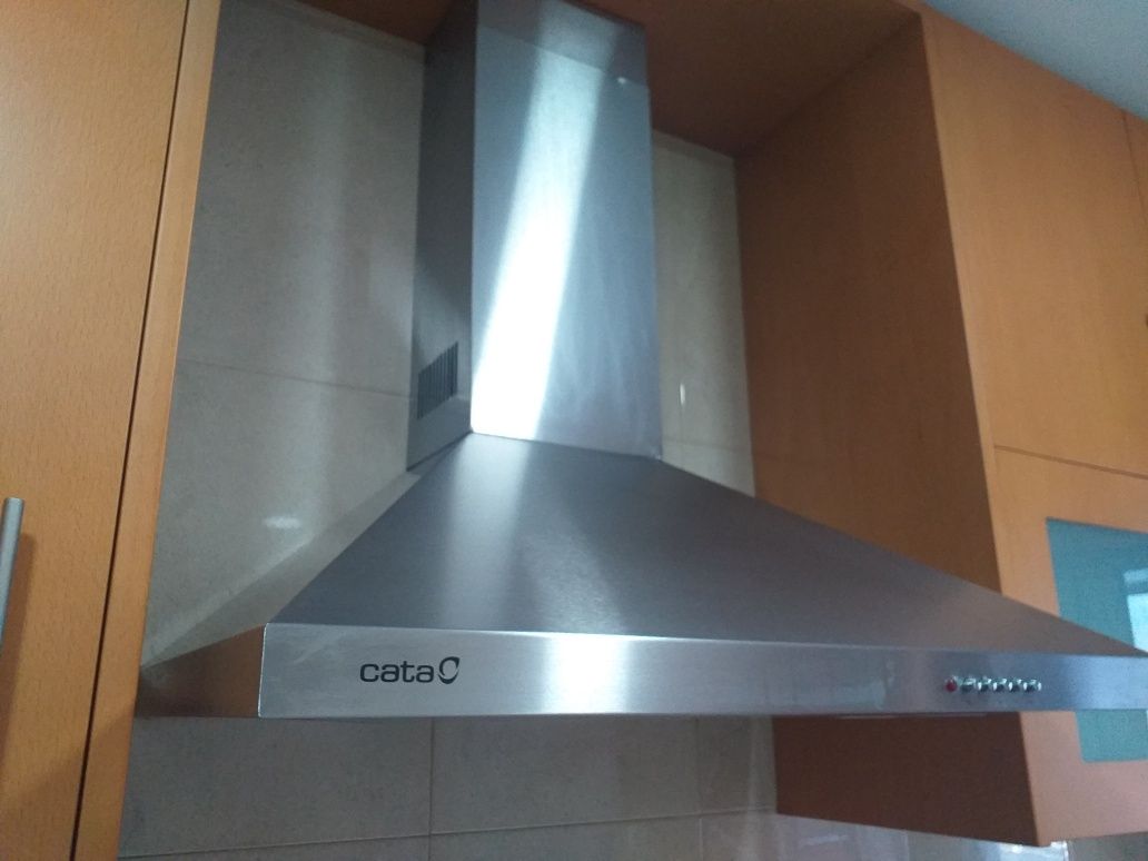 Forno, placa e exaustor