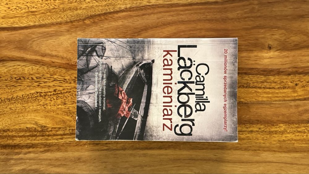 C Lackberg „kamieniarz”