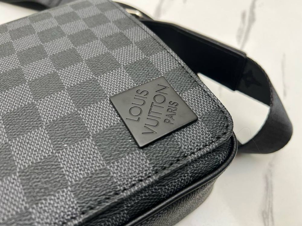 Мужская черная сумка луи витон Louis Vuitton Оригинал