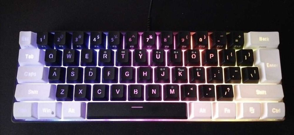 Teclado Gaming RGB