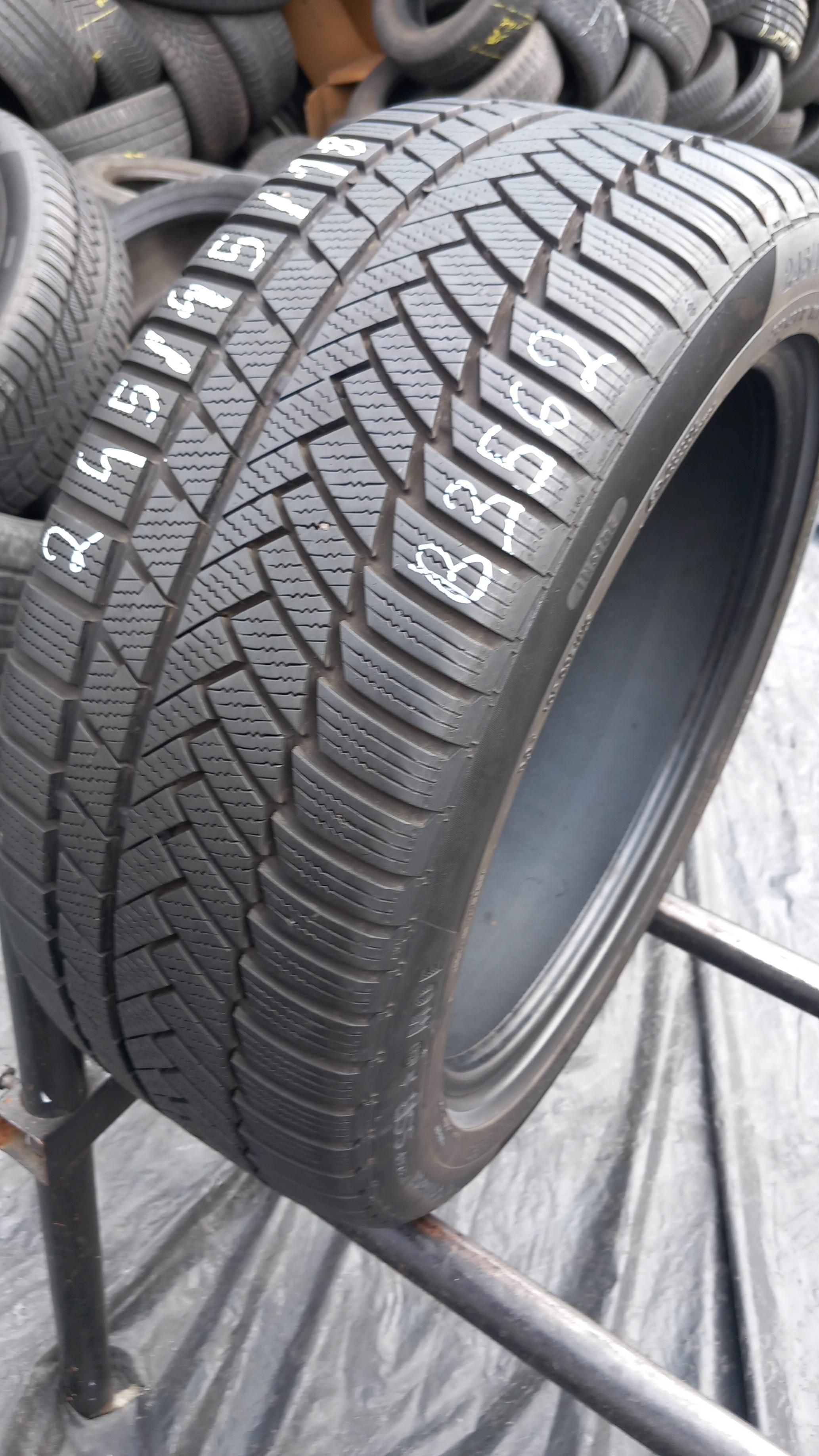 245/45/18 Continental Winter Contact TS850P SSR H:BMW MOE 100V