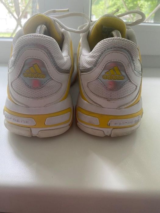 Кроссовки Adidas original новое