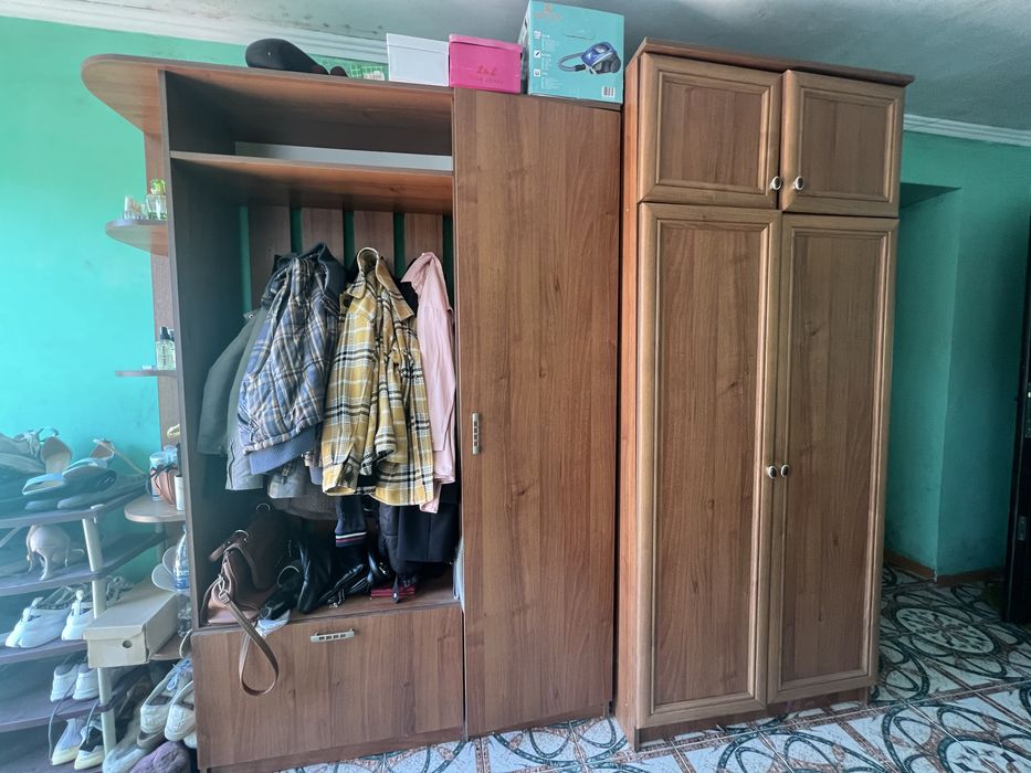 Меблі для вітальні або спальні