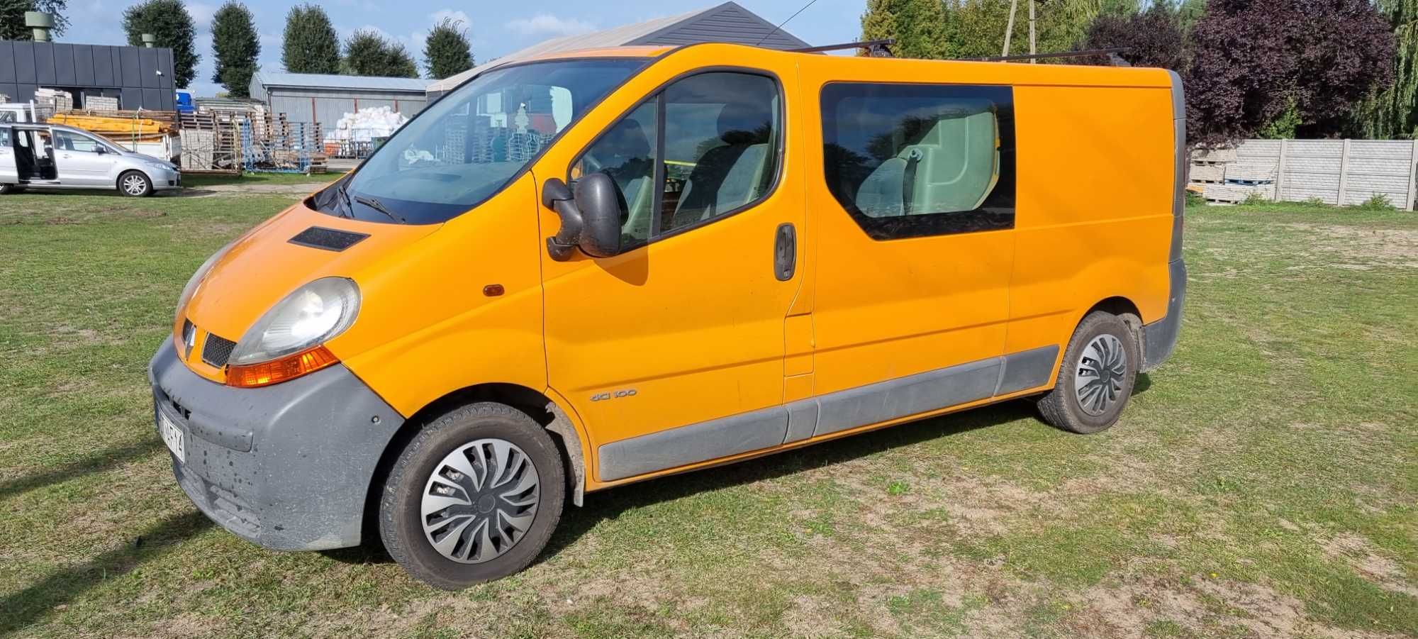 Renault Trafic Vivaro 2005r brygadówka doka