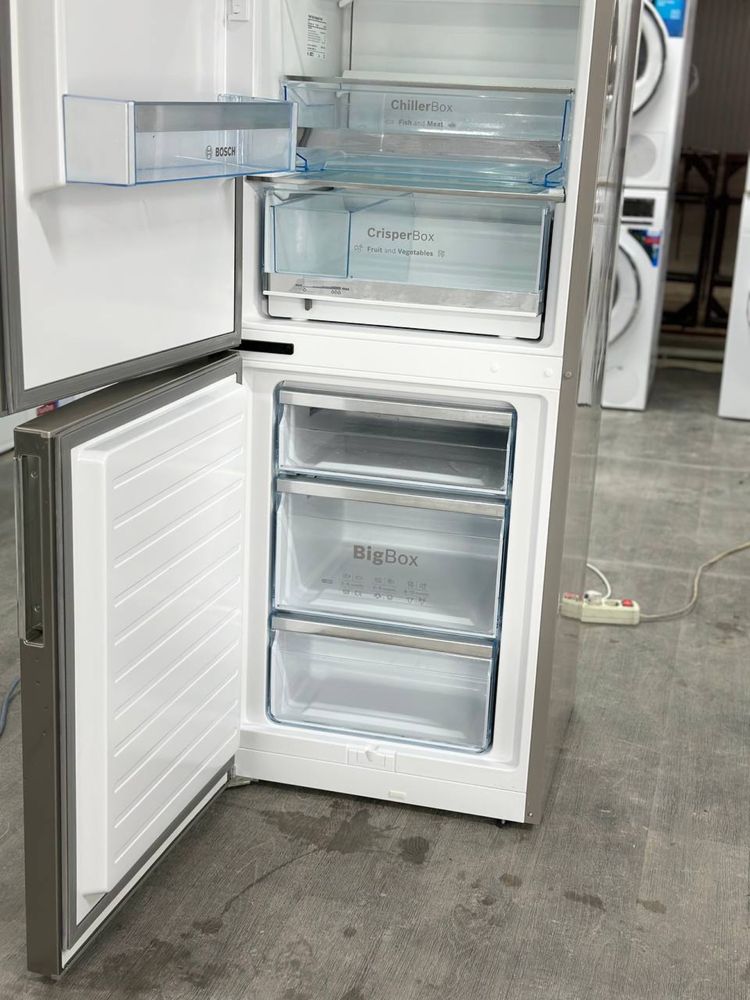 Холодильник Bosch 180 см