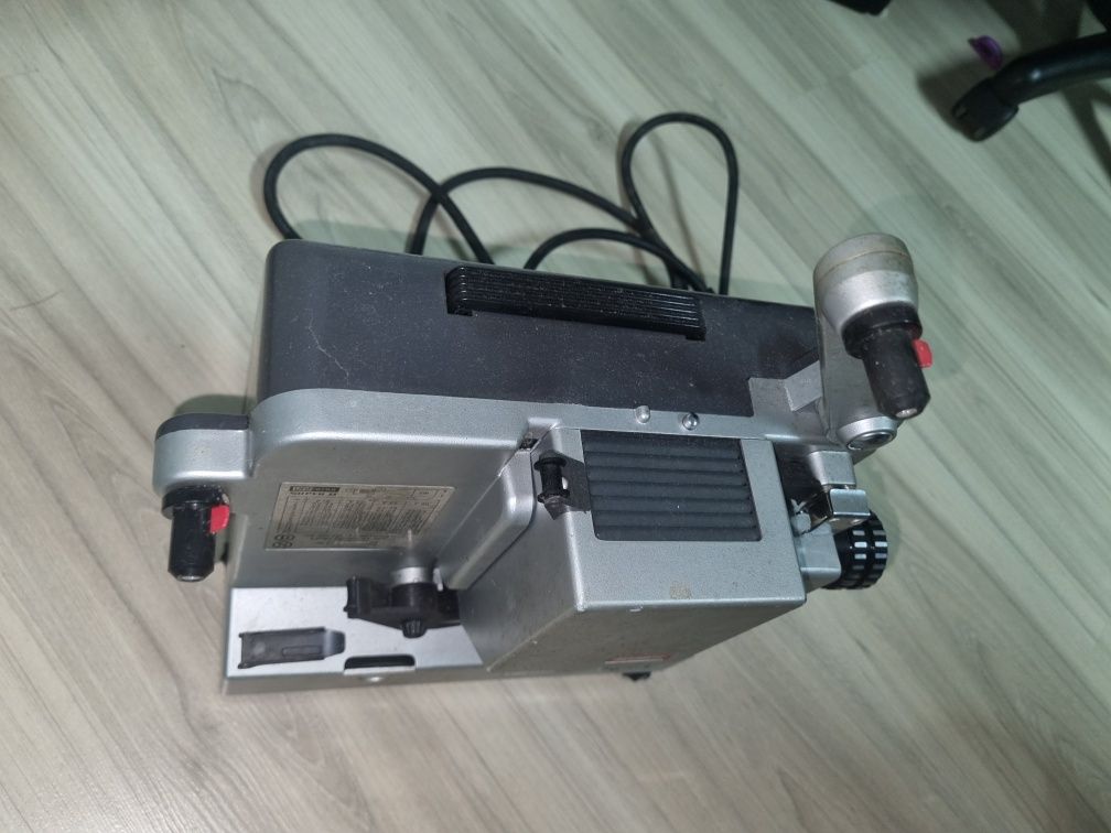 Projektor universa ROYAL SUPER 8