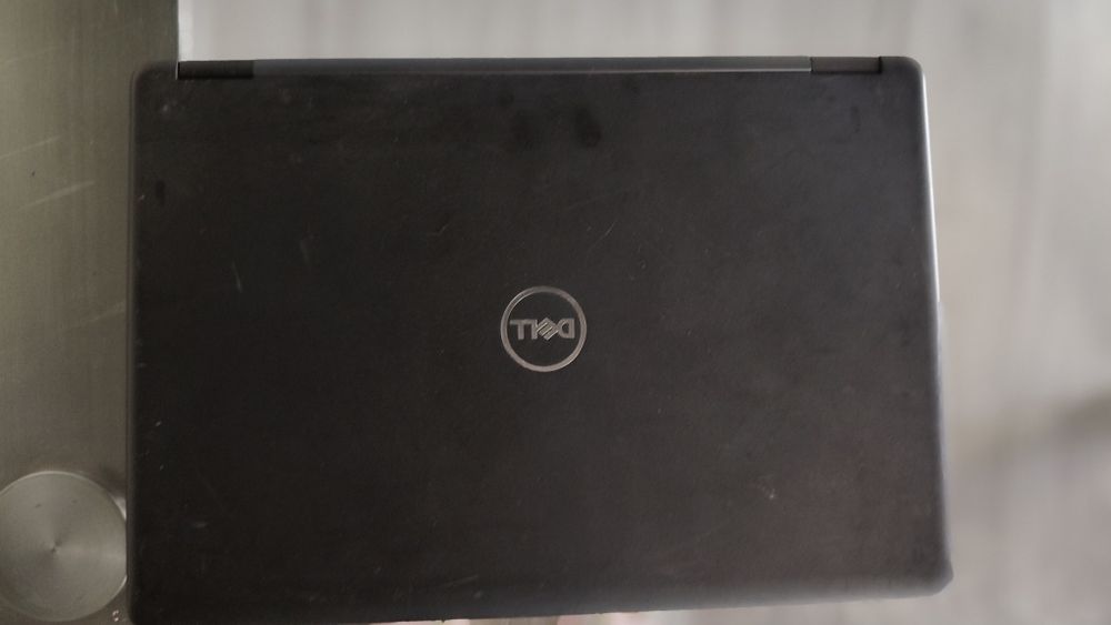 Używany laptop Dell 5490 16gb Ram 256 GB dysk