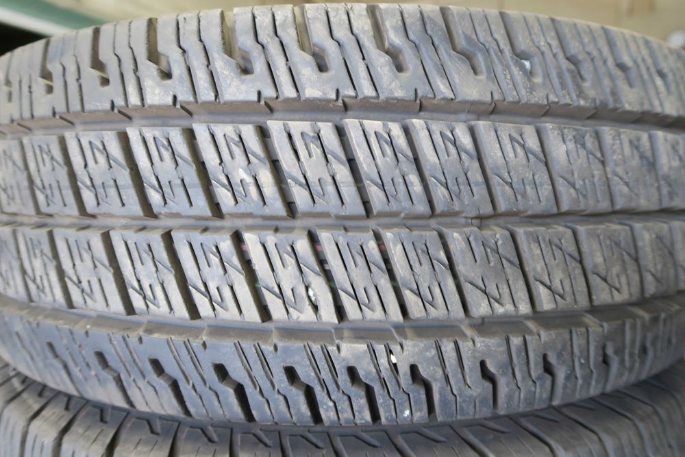 235/65R16C 115/113 R | Uniroyal AllSeasonMax/DOT 23-24/ 8-11mm/10 szt.