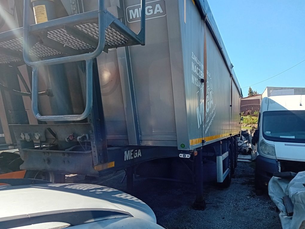 Naczepa Wywrorka Mega Aluminiowa 40m Klapo-drzwi  1-właściciel