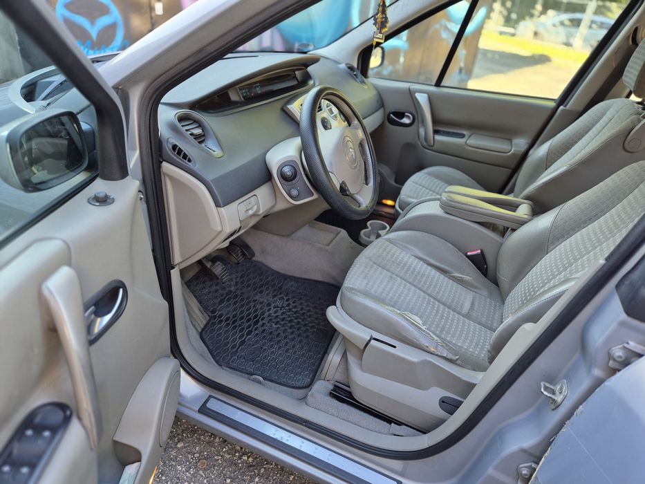 Renault Scenic II z gazem LPG  2.0b