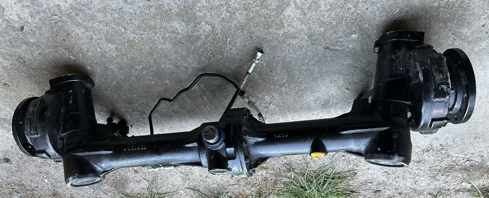 John deere przedni most napęd silownik uklad kierowniczy piasty 2036R