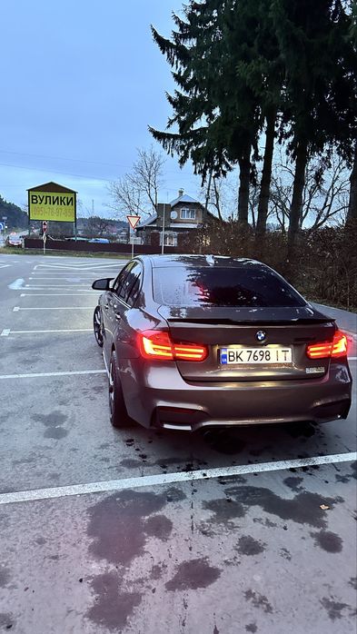 Продам бмв f30 . 2.0 дизель дуже в хорошому стані