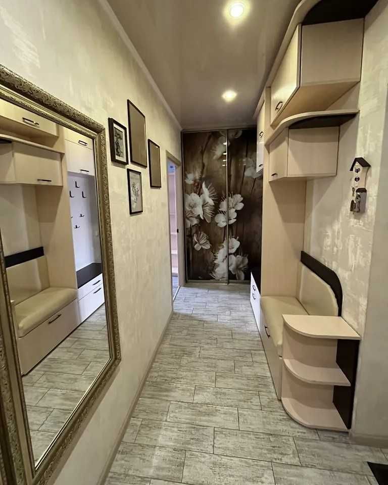 Продаж 2-кімнатної квартири в ЖК "Новий Квартал"