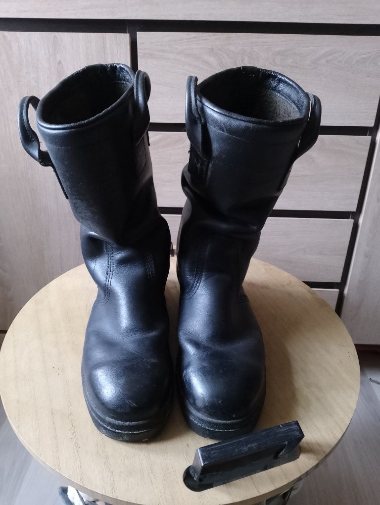 Buty motocyklowe z blachą. Skóra, rozmiar 42