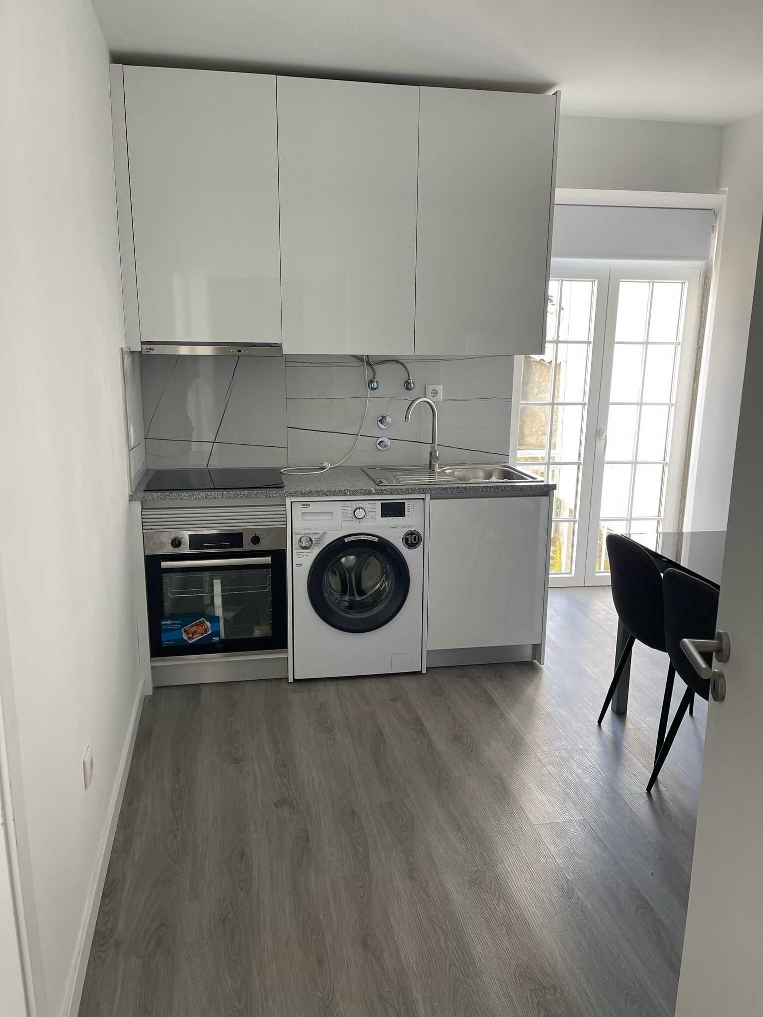 Aluguer de Apartamentos T1 e T2 – Totalmente Renovados e Mobilados!