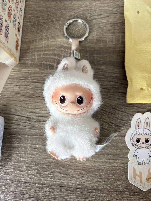 Labubu - Pin for love Оригінал Лабубу Pop Mart