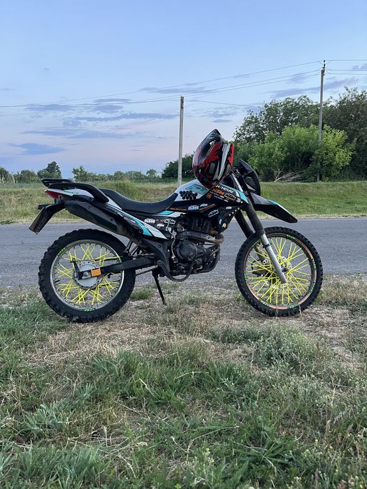 Продам шенрей 200 6с