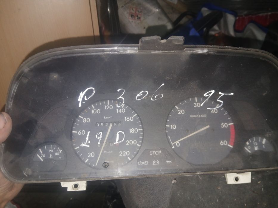 Vendo quadrante peugeot 306 1.9 d