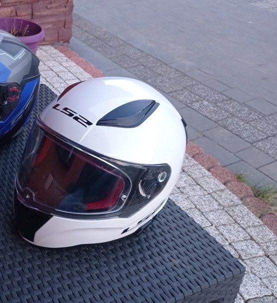 Kask motocyklowy LS2