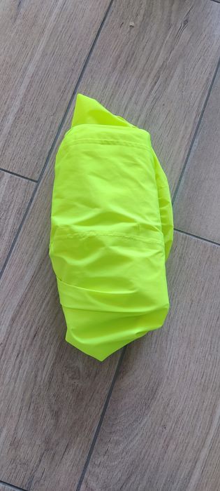 Kurtka przeciwdeszczowa 152-158 Bonprix