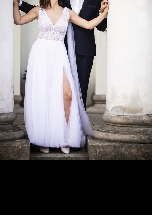 Suknia ślubna z rozcięciem SARAH