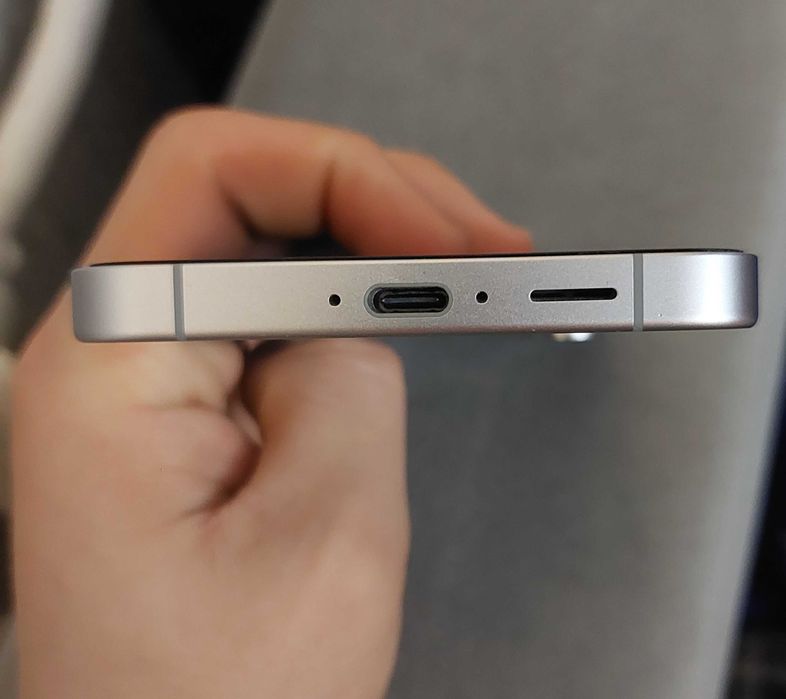 Samsung galaxy S24FE 256ГБ