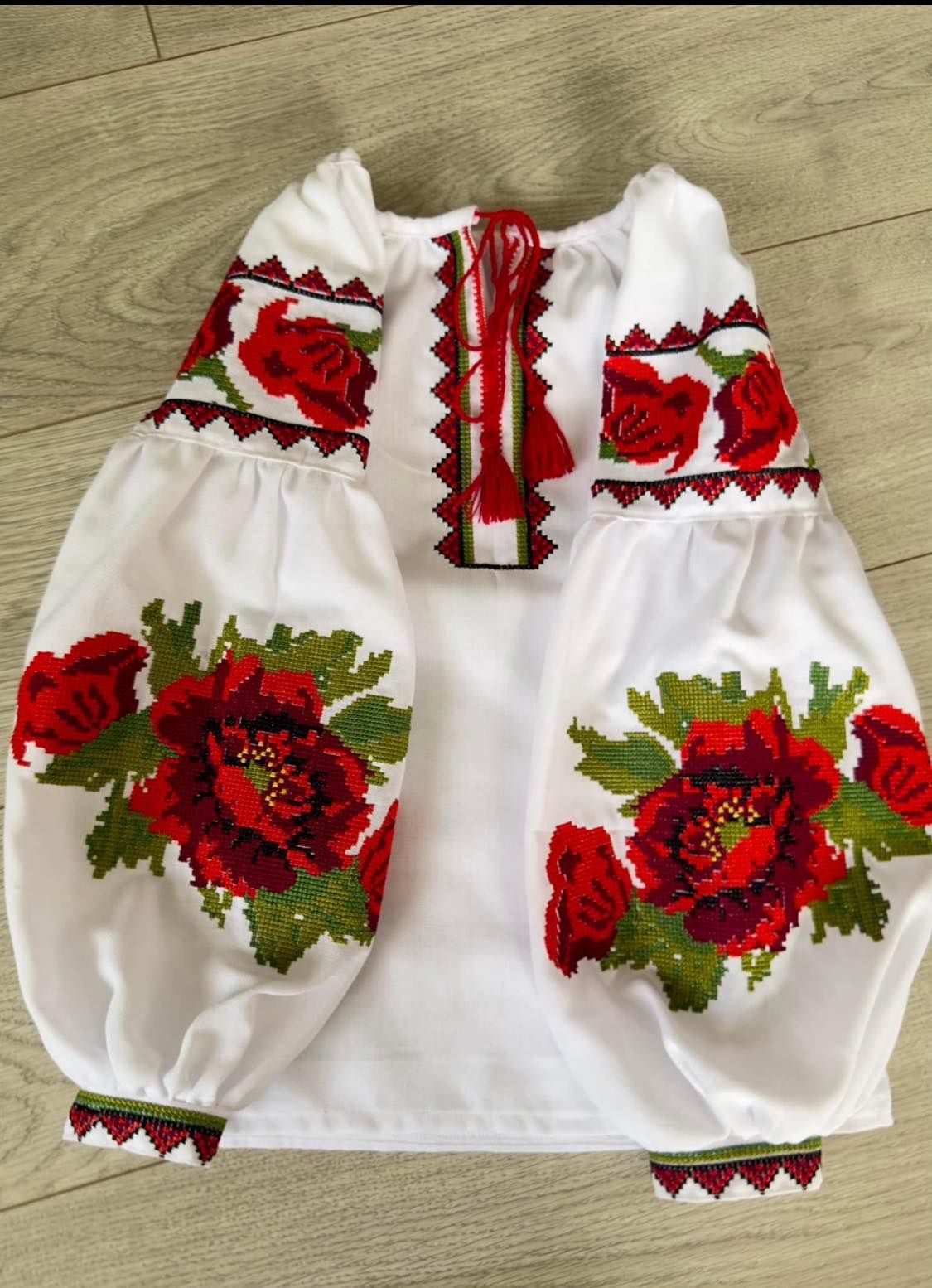 Новинка блуза шкільна вишиванка на 1 вересня