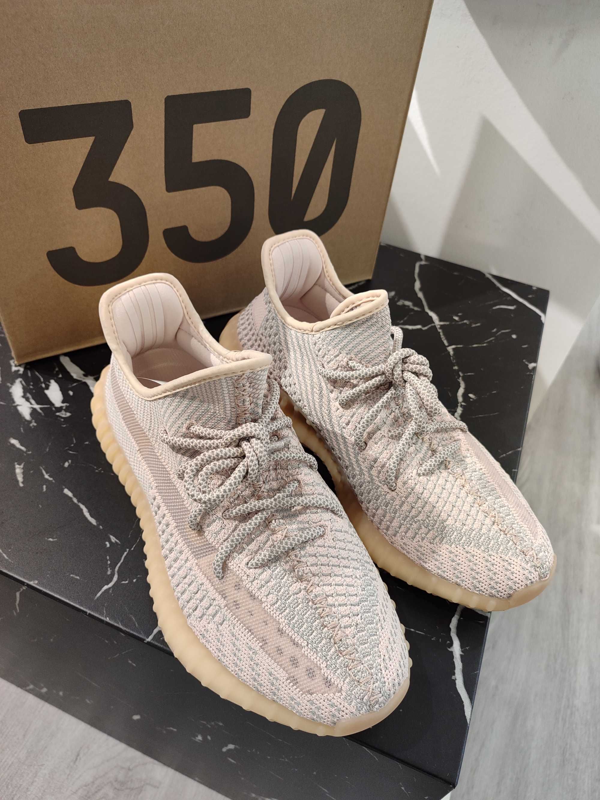 Кросівки YEEZY BOOST 350 V2 Synth (Non-reflective)