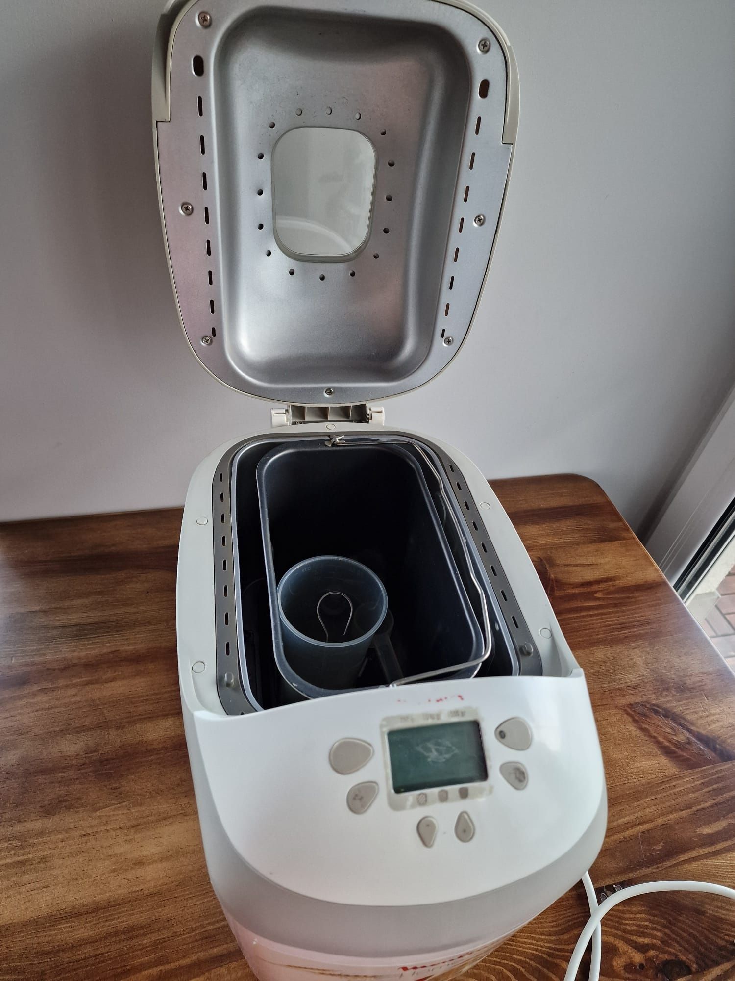 Wypiekacz do chleba Moulinex pojemność 1,5 kg