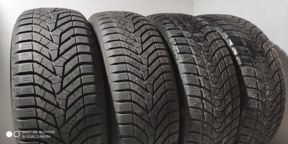 Opony 205/60R16 zimowe YOKOHAMA MEMBAT para 2szt ładne na zimę komplet