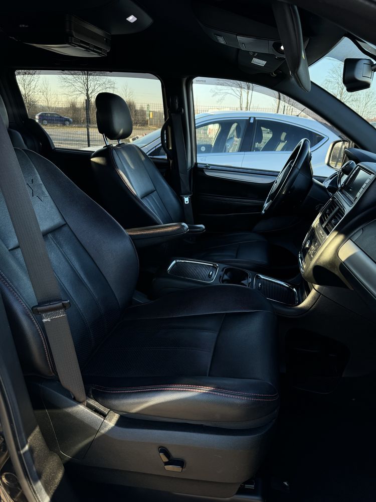 Dodge Grand CaravanGT* Stanley gatesville* 3.6 Benz* 6 osób* 2019Rok*