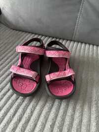 Босоніжки сандалі для дівчинки