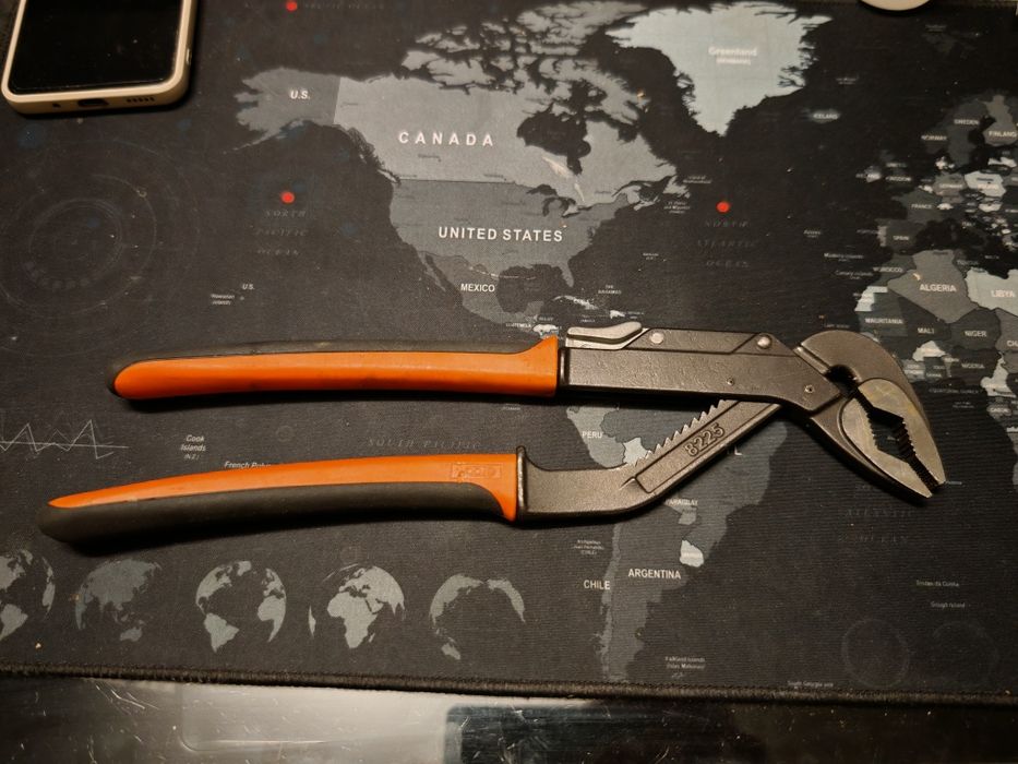 Klucz szczypce nastawne BAHCO 8225 IP  BDB stan