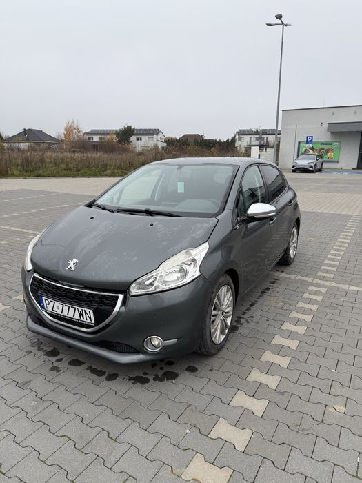 Peugot 208 1.6 hdi 2015r.