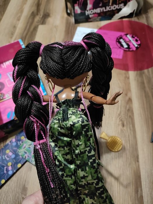 Duży zestaw lalka OMG remix honeylicious gramofon zestaw jak nowy