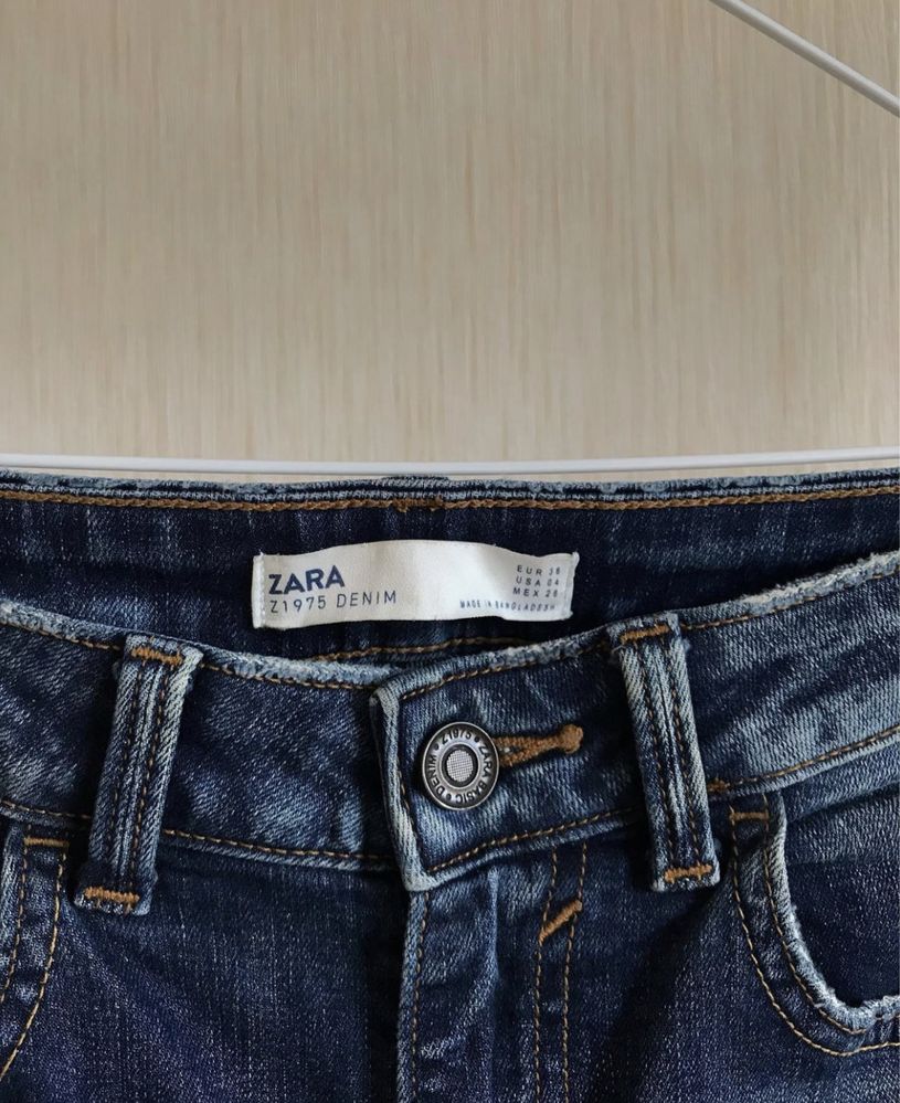 Ретро джинси від Zara