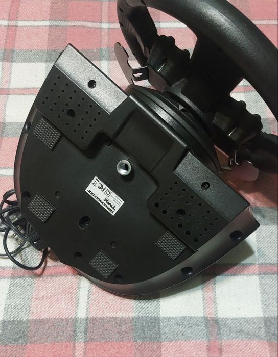 Руль Thrustmaster TMX