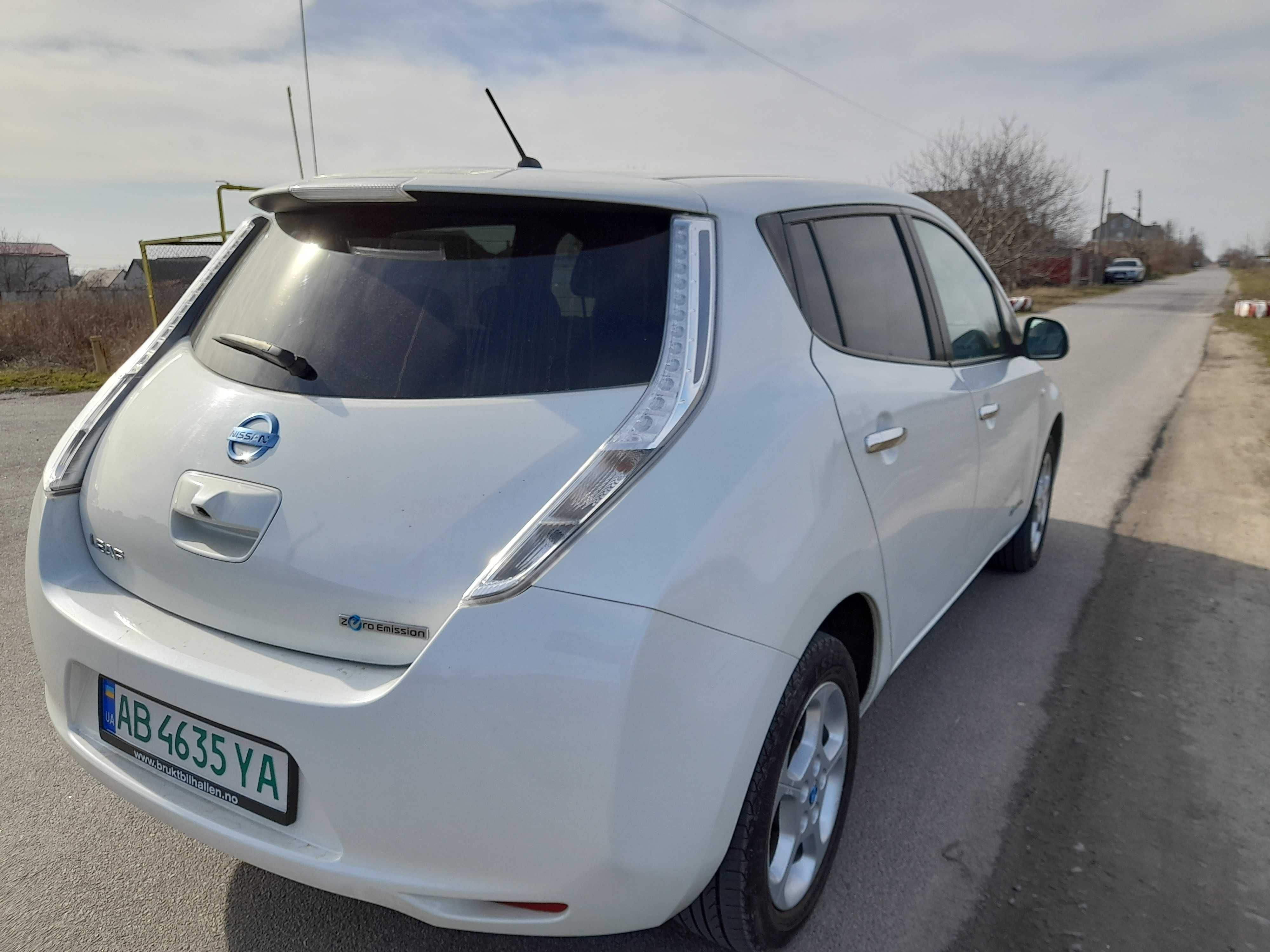 Nissan leaf 2014 сох 85%