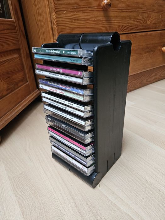 Stare dobre przeboje na CD + stojak
