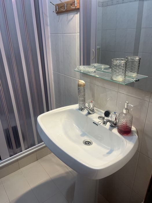 Arrendo Quarto com Casa de Banho Privada