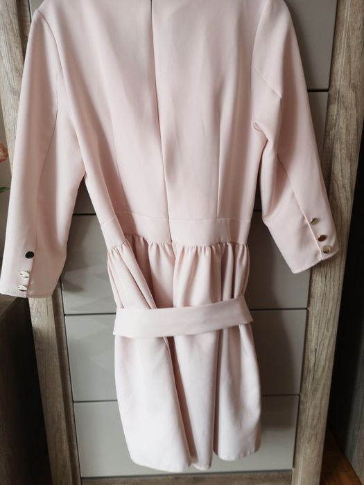 Sukienka beżowa r M