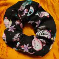 Czarna scrunchie Pastel goth Czaszki