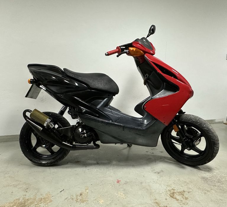 Yamaha aerox 50